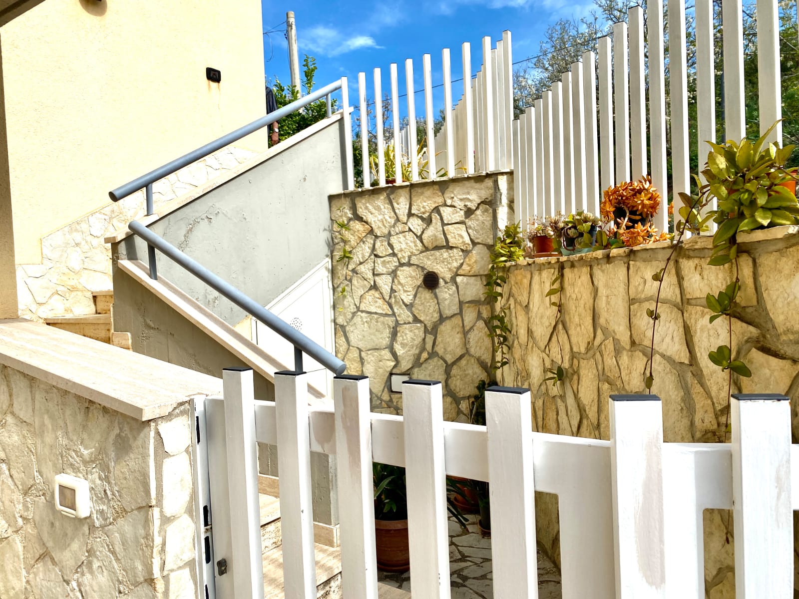 Mansarda ad Alcamo, Alcamo marina