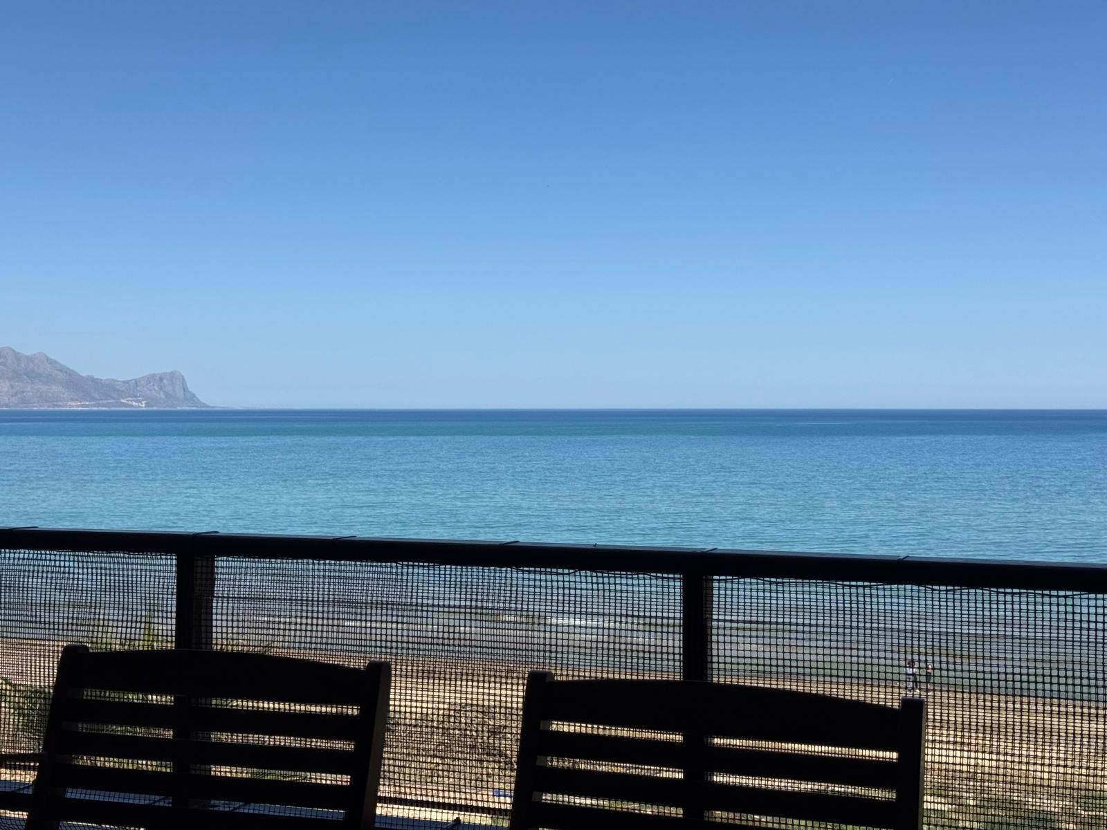 Appartamento con terrazzo sul mare, Alcamo marina